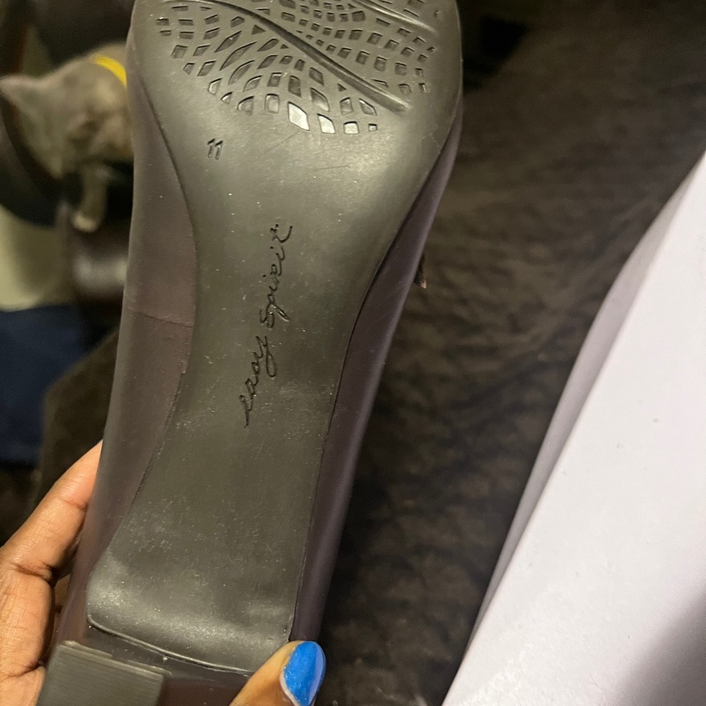 Women easy spirit heels